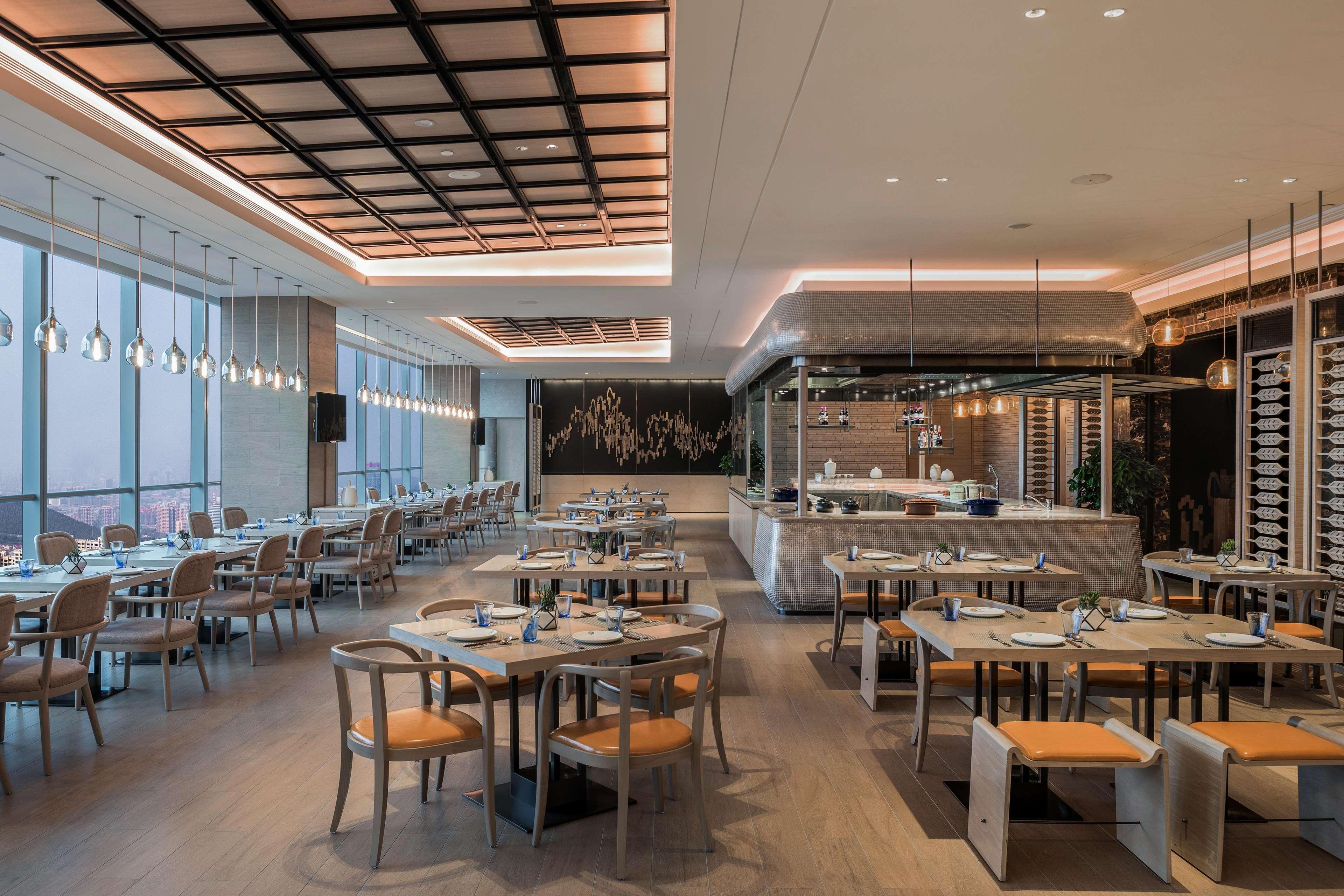 Hilton Jinan South Hotel & Residences Extérieur photo