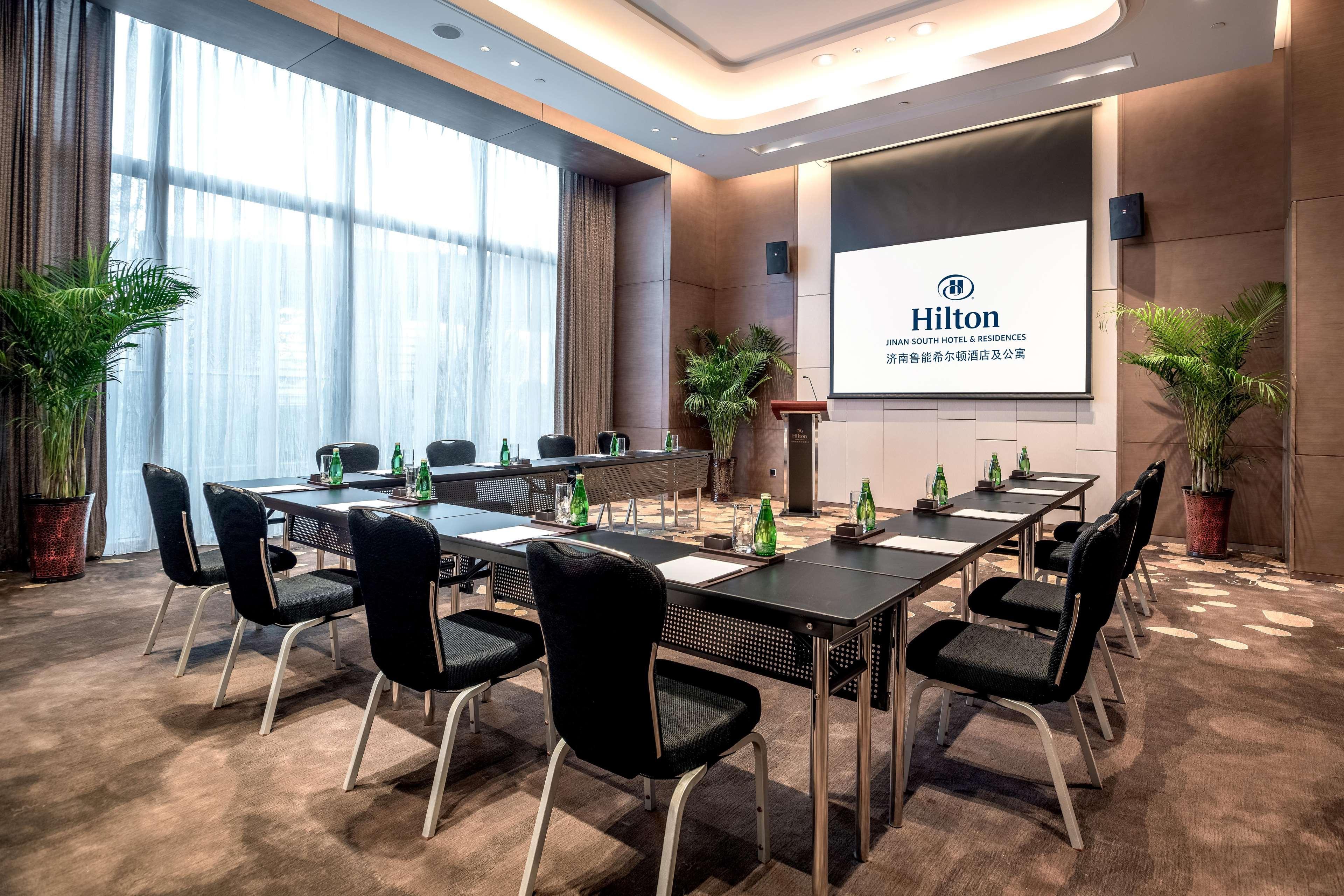Hilton Jinan South Hotel & Residences Extérieur photo