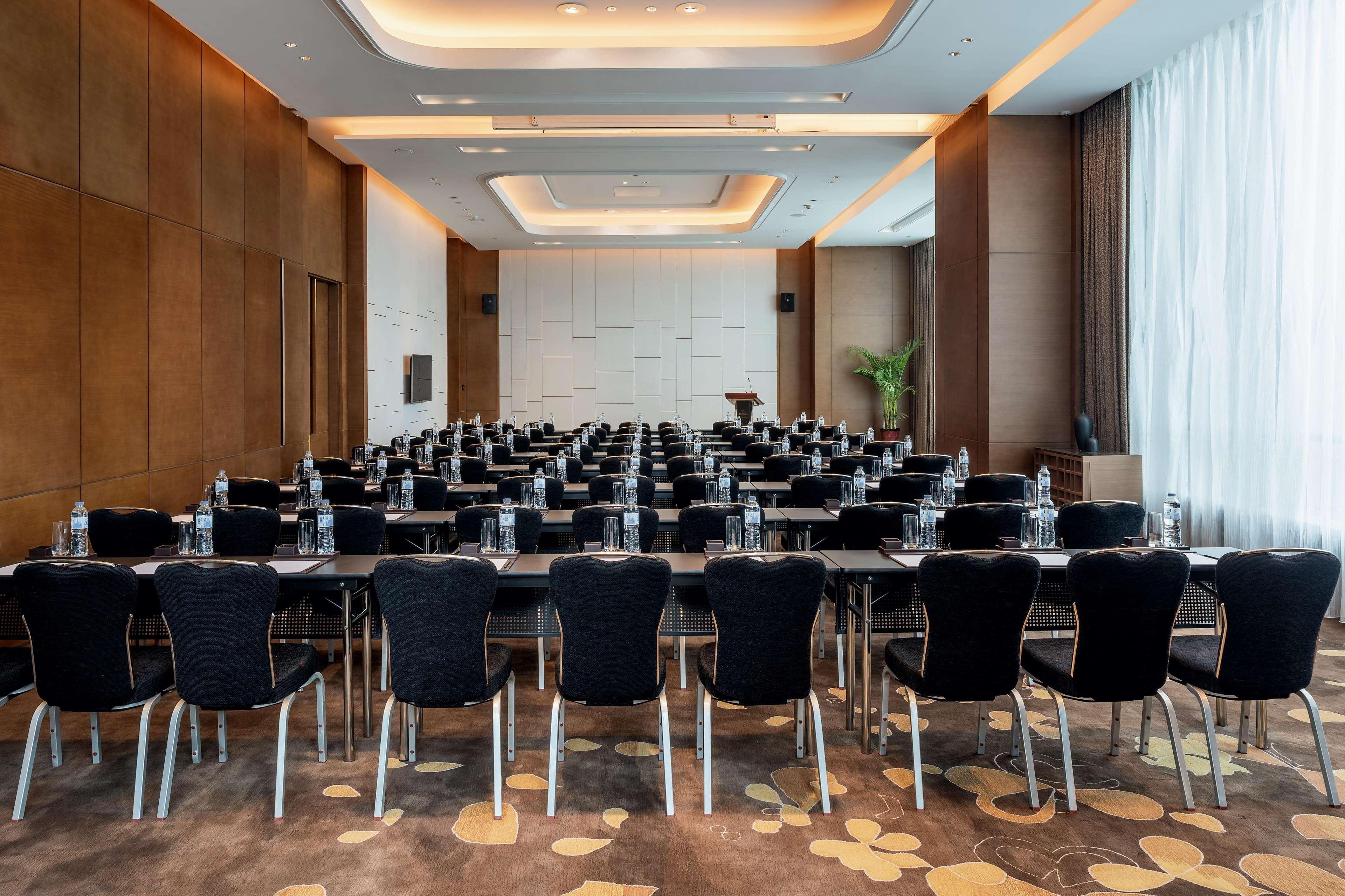 Hilton Jinan South Hotel & Residences Extérieur photo