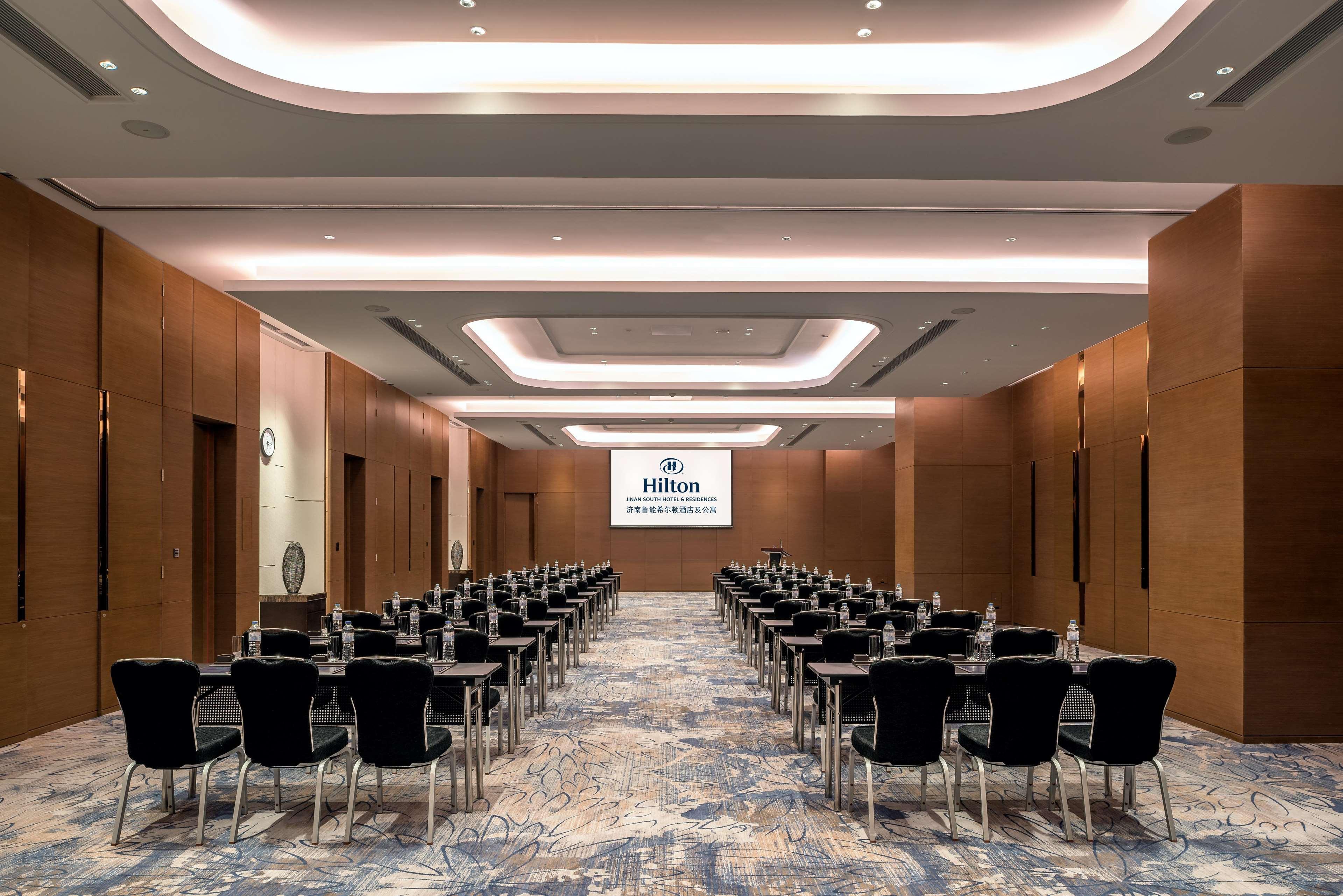 Hilton Jinan South Hotel & Residences Extérieur photo
