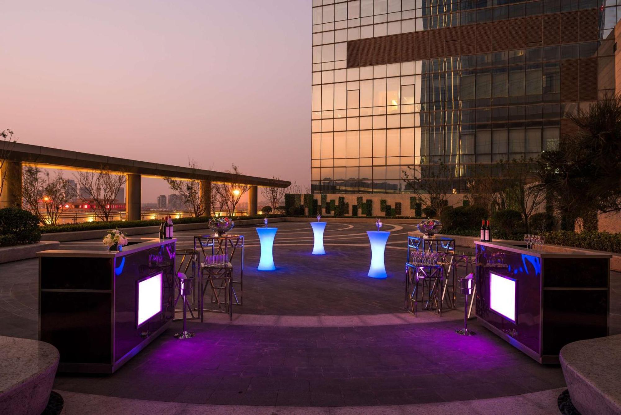 Hilton Jinan South Hotel & Residences Extérieur photo