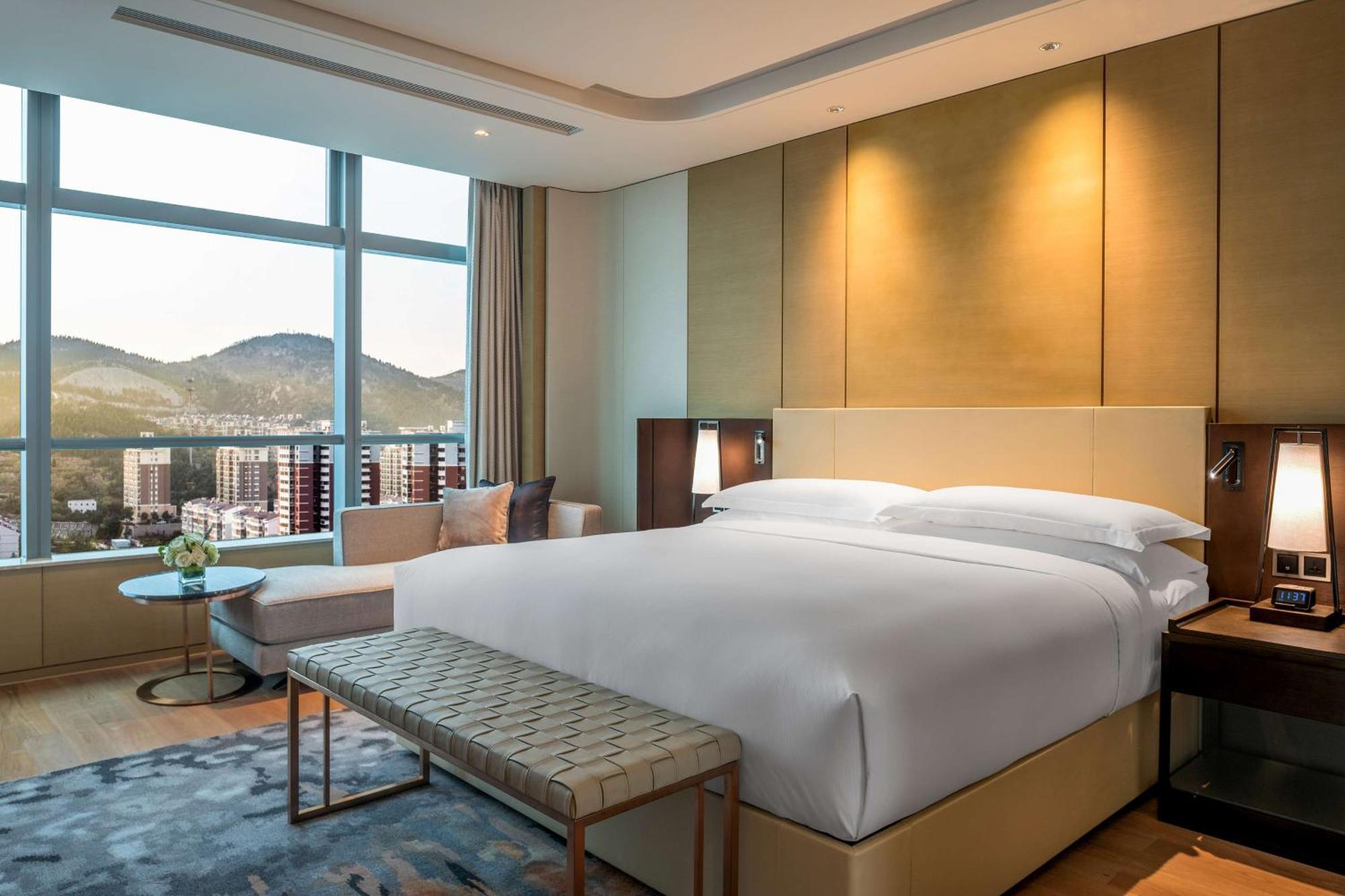 Hilton Jinan South Hotel & Residences Extérieur photo