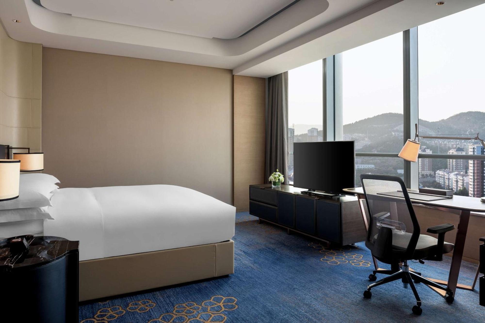 Hilton Jinan South Hotel & Residences Extérieur photo